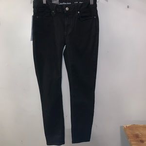 Calvin Klein Jeans - Ultimate Skinny Black